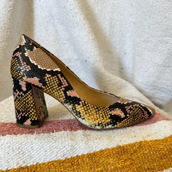 1. State Harvie Pump Bisque Multi Snake Print US Size 9 - Picture 2 of 6